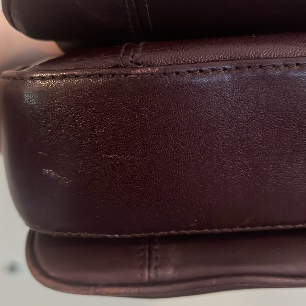 Vintage Etienne Aigner Classic Collection Purse Crossbody Dark Burgundy leather - Picture 5 of 16